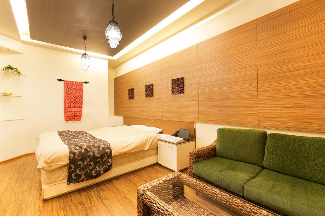 Hotel Atlantis (Adults Only) Osaka Bagian luar foto