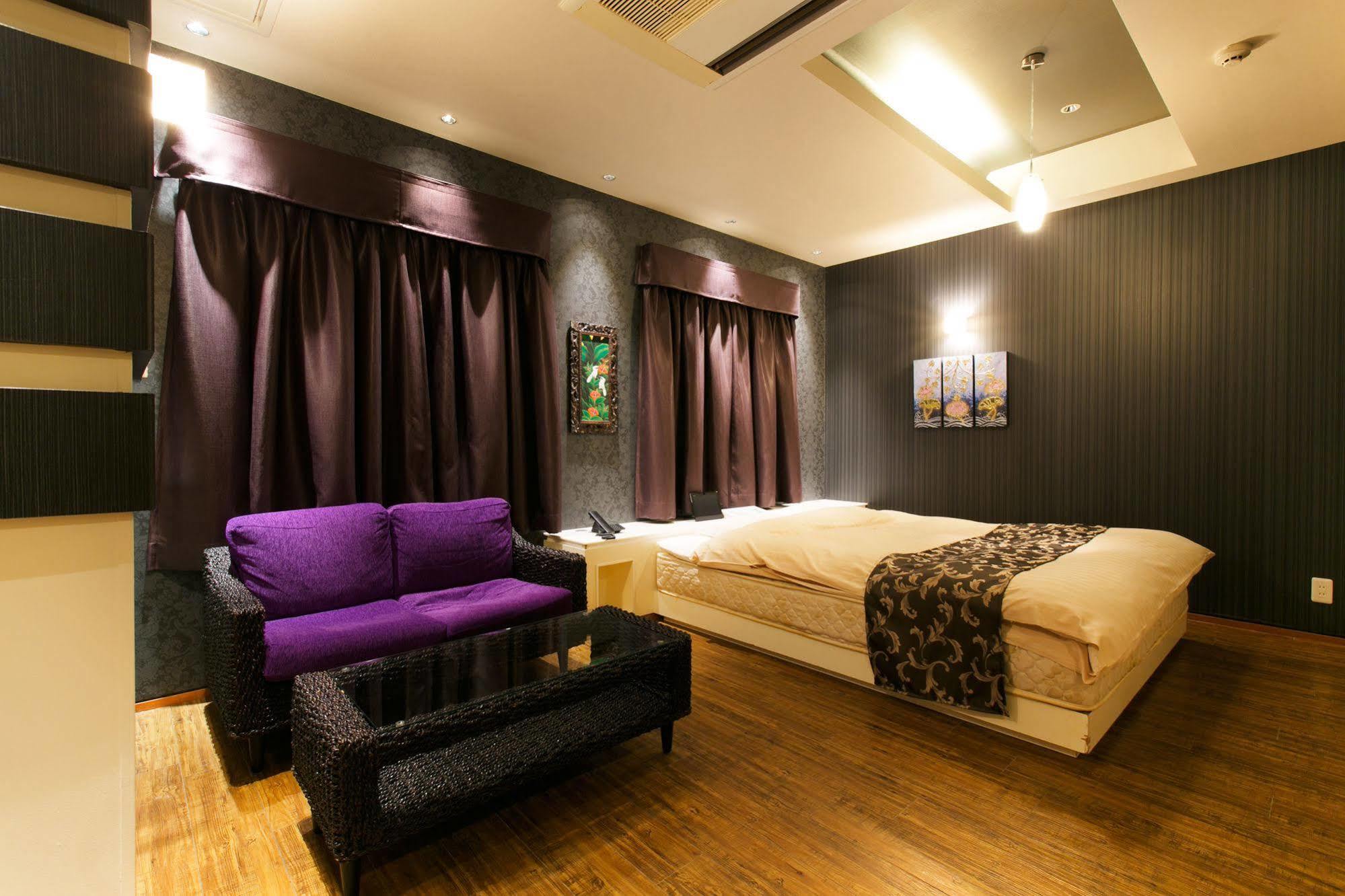 Hotel Atlantis (Adults Only) Osaka Bagian luar foto